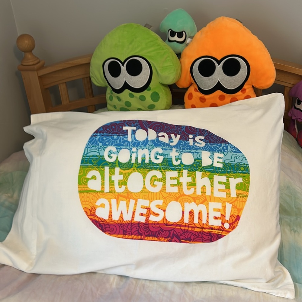 “Today is going to be altogether awesome” cotton standard size pillow case -NWOT